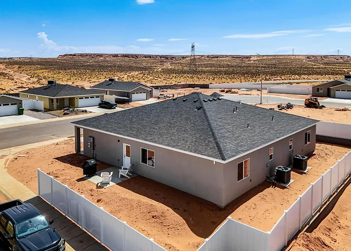 Explore Glen Canyon/lake Powell! Red River Retreat Holiday home Page